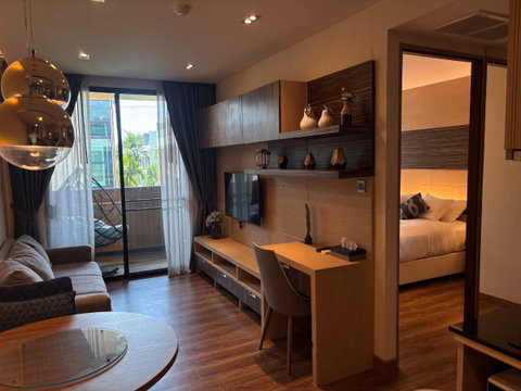 🏊 Spacious Condo with Private Swimming Pool for Rent | 115 sq.m. | THB 25,000/Month 🏊