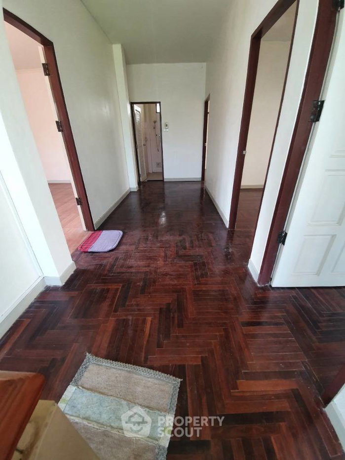 รูป บ้านเดี่ยว 4 ห้องนอน พื้นที่ 220 ตร.ม. ขาย ใกล้หัวหมาก บางกะปิ กรุงเทพฯ (ID 1262369) - รูปที่ 11/13