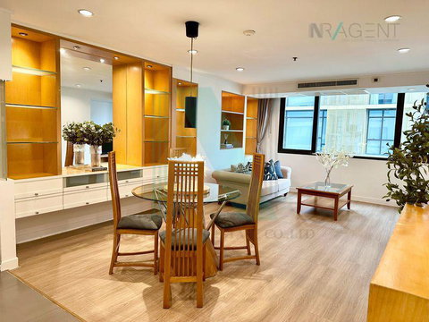 For Rent Condo THE ROYAL PLACE 1 Building 1, Floor 17,2 bed room, Room size 84 sqm