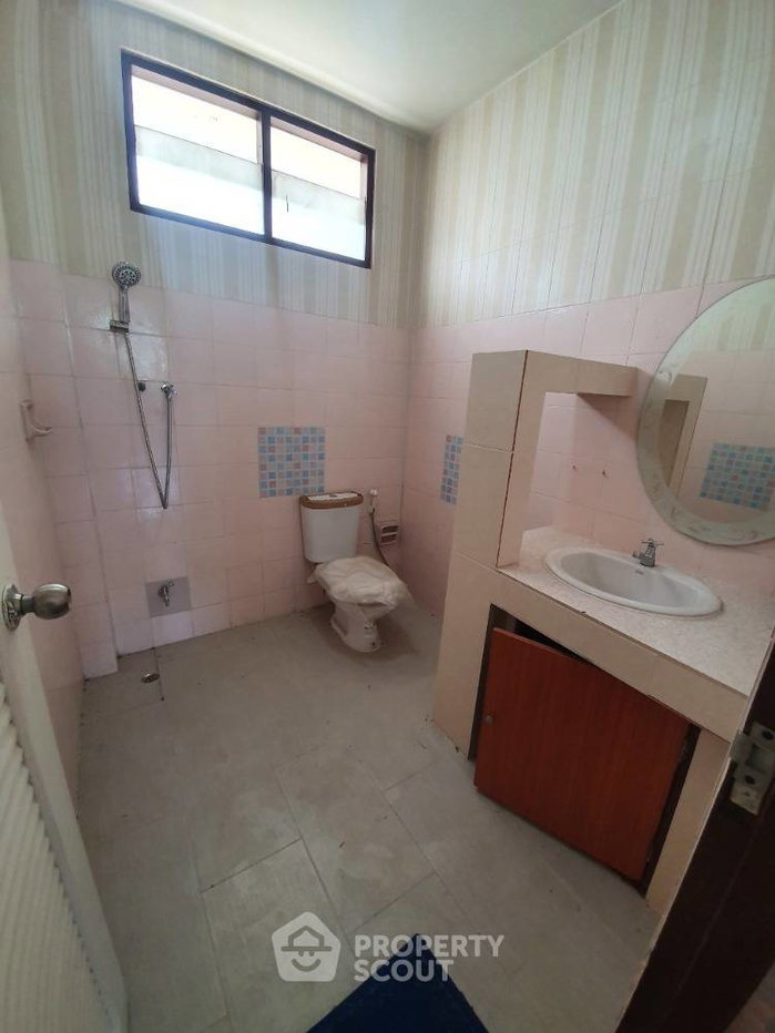 รูป บ้านเดี่ยว 4 ห้องนอน พื้นที่ 220 ตร.ม. ขาย ใกล้หัวหมาก บางกะปิ กรุงเทพฯ (ID 1262369) - รูปที่ 7/13