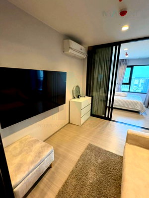 Condos for sale : 🚩 For Sell Condo LIFE SATHORN SIERRA Building 1, Floor 39,1 bed room, Room size 35 sqm