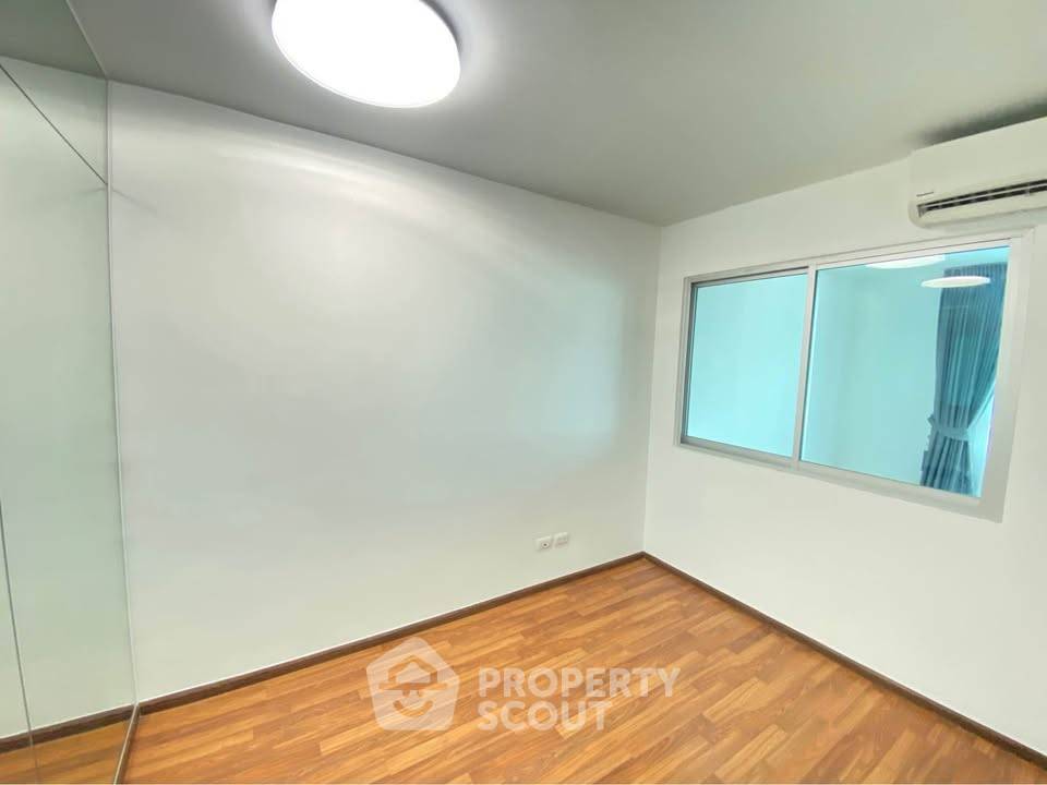 picture Well-Priced 1-BR 32 Sqm At Condo U Ratchayotin,  BTS Sena Nikhom (ID 2182363) - 2/9