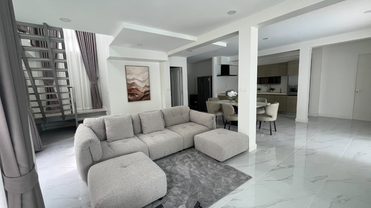 picture For Rent | Pool Villa | 4 Bedrooms | Near BTS On Nut | Walking Distance 800 m - 5/11