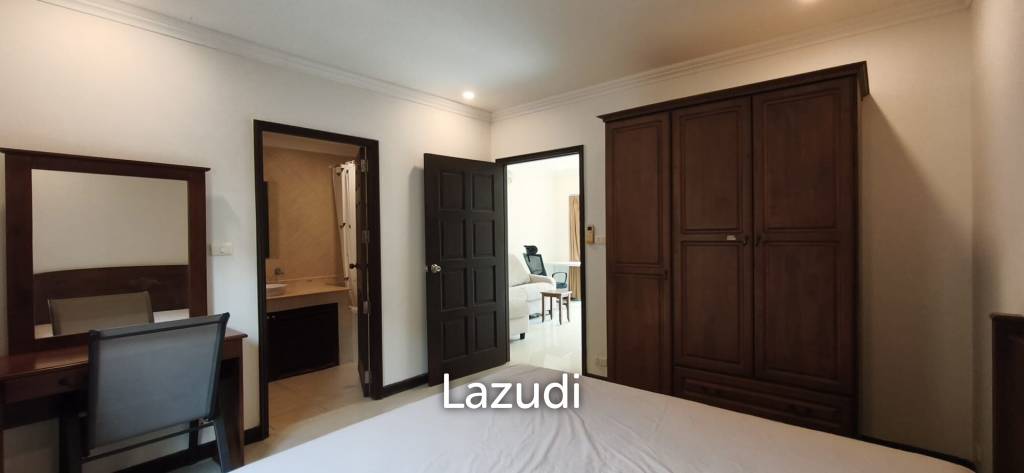 picture 3-Storey Townhouse for Sale on Pratumnak Hill, Pattaya - 14/28
