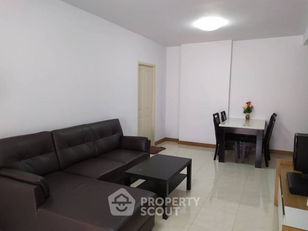 picture 2-BR Condo At Supalai Park Ekamai - Thonglor, 39th Floor Near ARL Ramkhamhaeng (ID 373441) - 11/25
