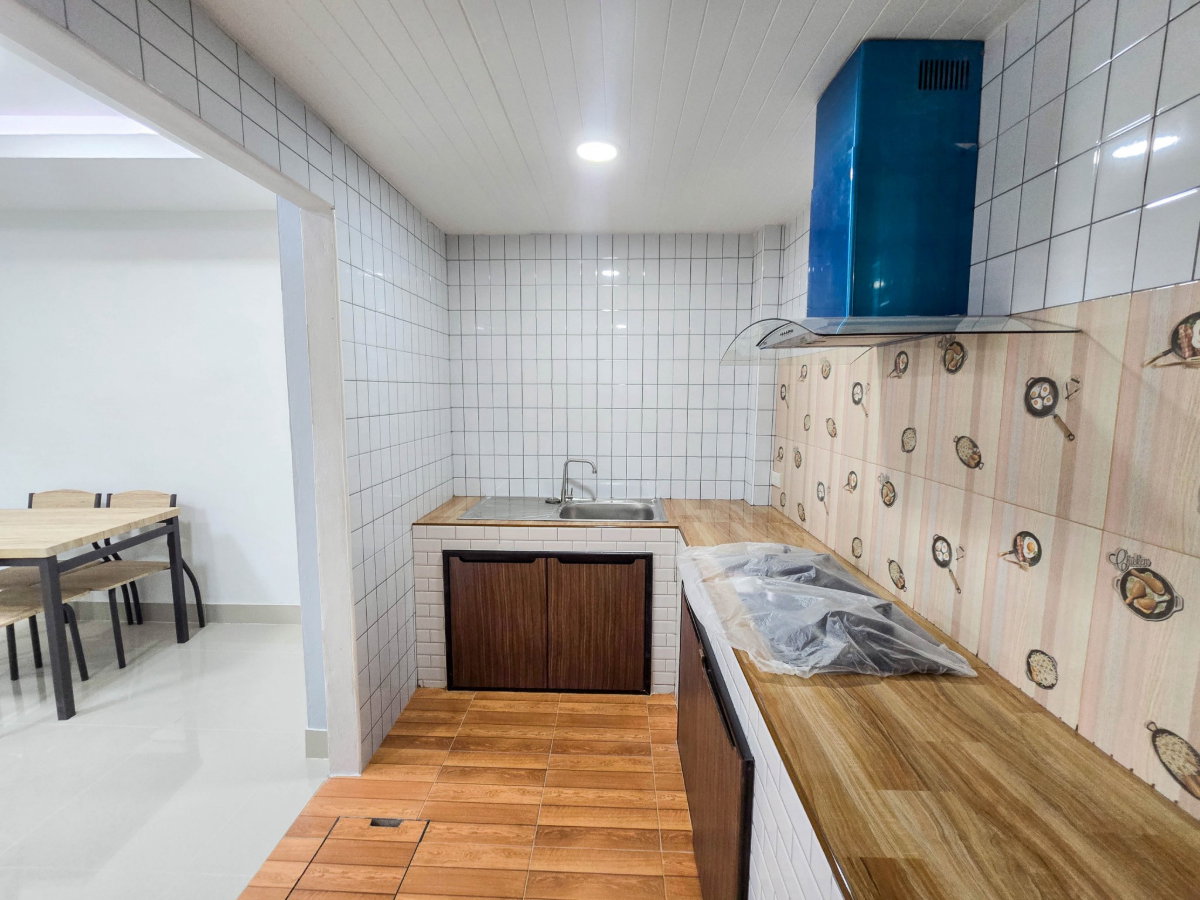 รูป ขายทาวน์เฮ้าส์ หมู่บ้าน ร่มทิพย์ (หลังริม) หทัยราษฎร์33 รีโนเวทเสร็จใหม่ ทำเลดี พร้อมอยู่ ราคาถูก - รูปที่ 25/40