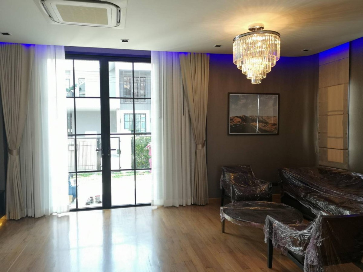 รูป 🏡 ขายบ้านเดี่ยว 2 ชั้น สไตล์อเมริกัน พื้นที่ใช้สอยกว้าง บนที่ดิน 96 ตร.ว. ใกล้รถไฟฟ้าสายสีชมพู รามอินทรา 119/1 - รูปที่ 3/21