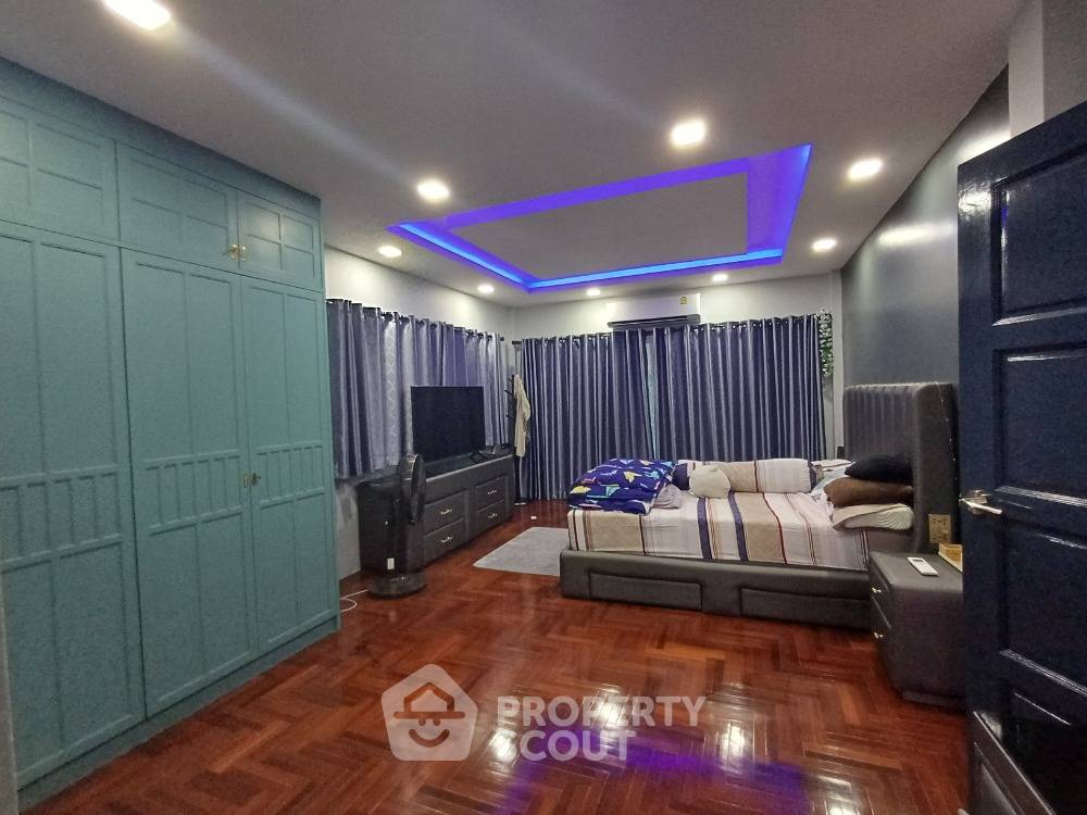 รูป บ้านเช่า 4 ห้องนอน 382 ตร.ม. เลี้ยงสัตว์ได้ ใกล้ดอกไม้ เขตประเวศ (ID 1361040) - รูปที่ 18/26