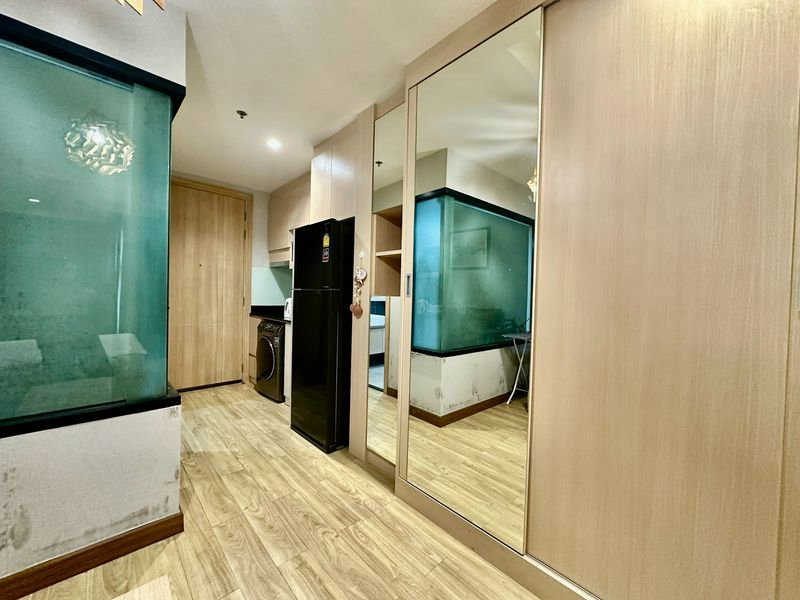 picture Ladda Plus Condo, Sriracha for rent. Great location, near Robinson Department Store. - 6/10