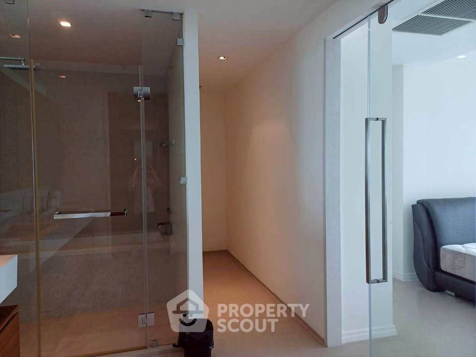 รูป คอนโด 3 ห้องนอน 410 ตร.ม. ชั้นสูง 67-68 The River Condominium ใกล้ BTS สะพานตากสิน 400 ม. (ID 3150953) - รูปที่ 25/29