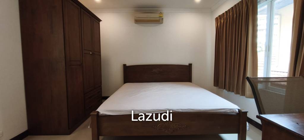 picture 3-Storey Townhouse for Sale on Pratumnak Hill, Pattaya - 12/28