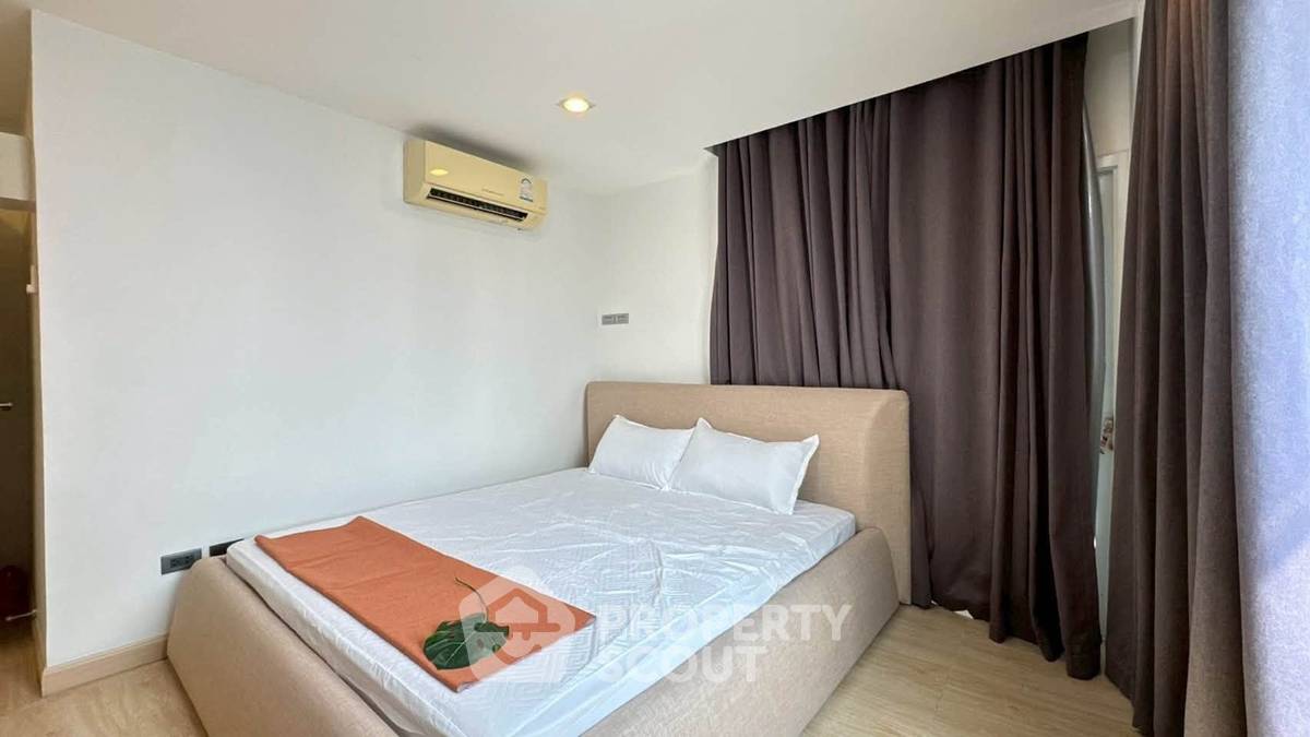 รูป คอนโด 3 ห้องนอน 150 ตร.ม. ชั้น 21 ใกล้ MRT ศูนย์วัฒนธรรมฯ 400 ม. ศรีวรา แมนชั่น คอนโดมิเนียม 1 (ID 3110857) - รูปที่ 11/17