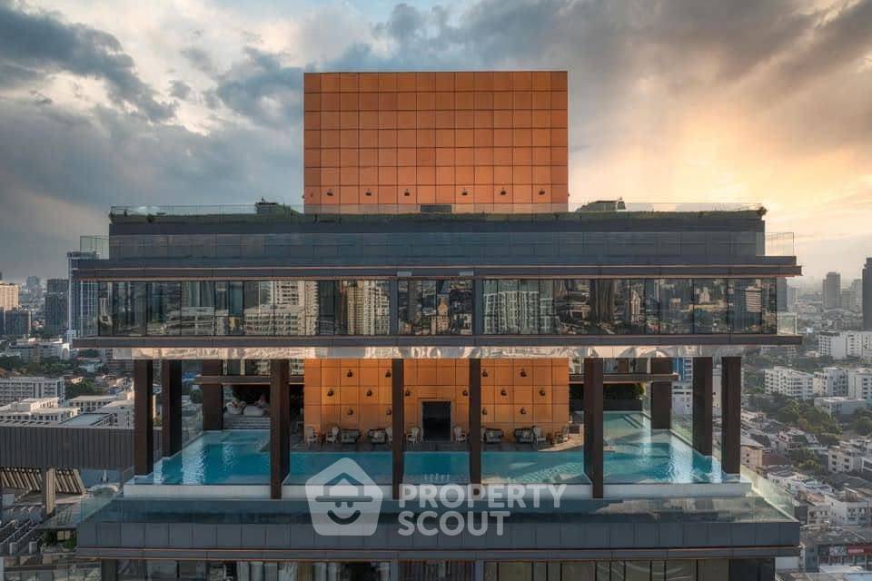 picture 2-BR 99 Sqm, 16th-Floor Condo At Khun By Yoo near BTS Thong Lor (ID 3149235) - 8/8