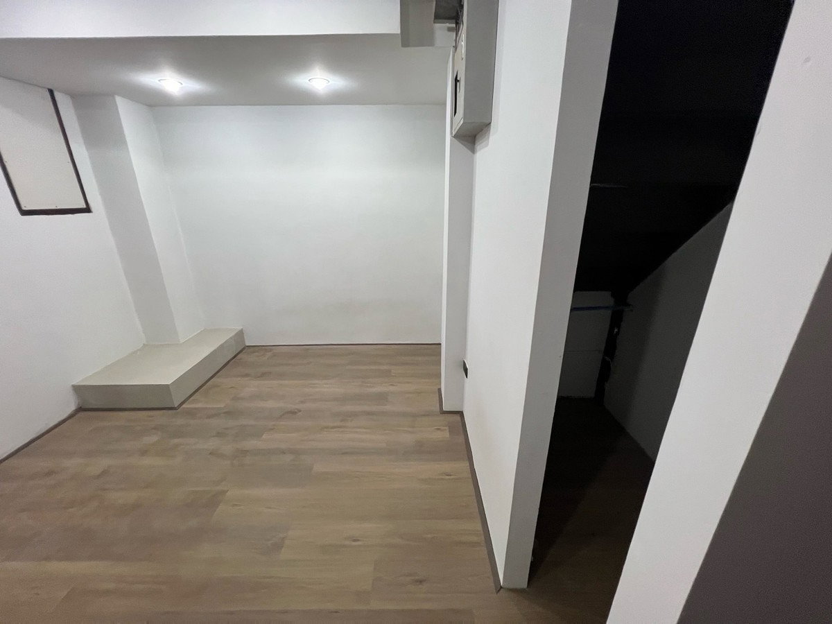 รูป รีโนเวทใหม่พร้อมอยู่! ทาวน์เฮ้าส์ 2 นอน 2 น้ำ หมู่บ้านลานทอง ปากเกร็ด ใกล้โรงพยาบาลกรุงไทย เพียง 10 นาที - รูปที่ 9/19
