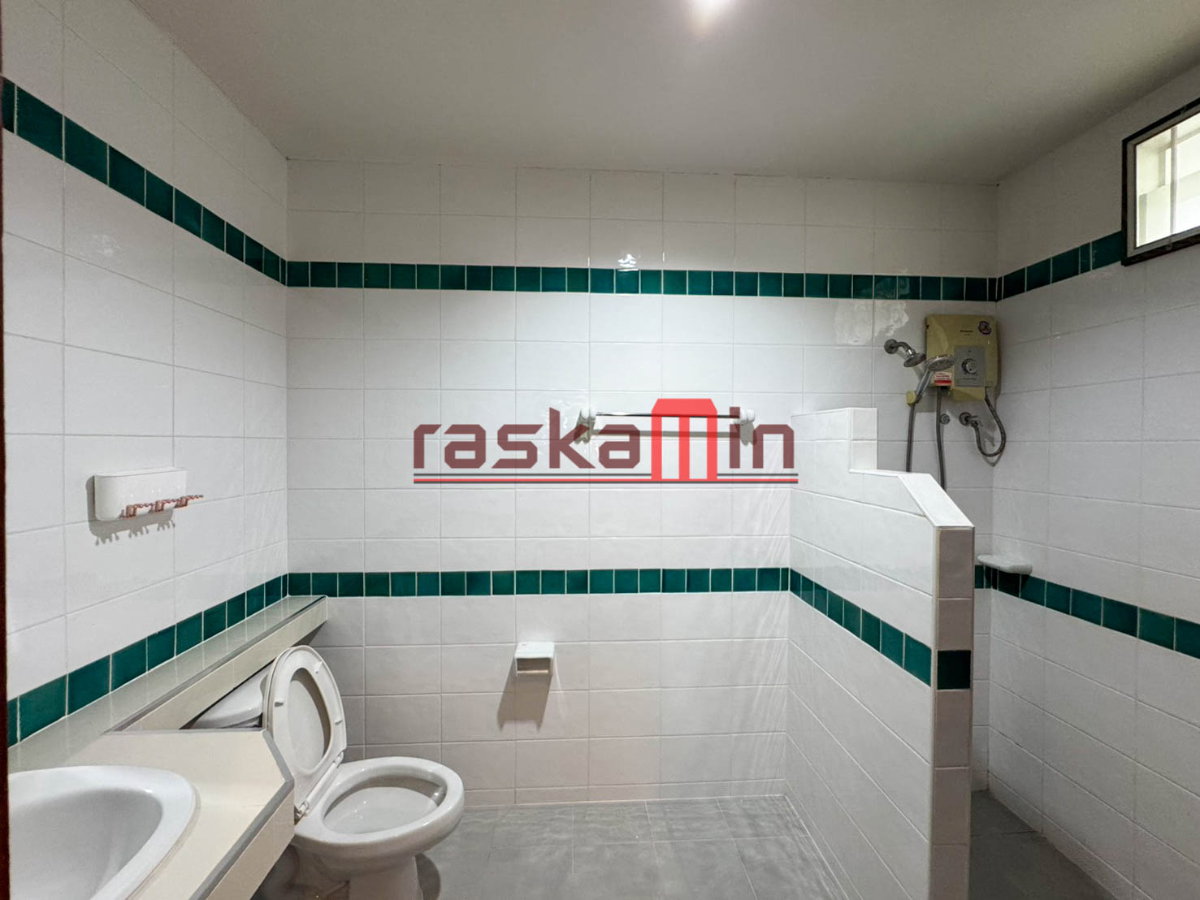 picture Baan Chalita – 3 Bedroom Single House for Rent, Ready to Move In - 12/17