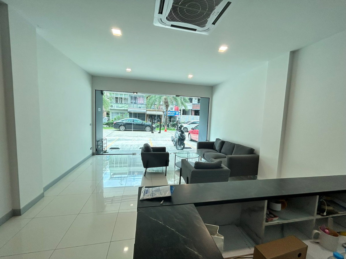 รูป #E1200💕310769ให้เช่าอาคารพาณิชย์ Samyan Business Town - รูปที่ 3/10