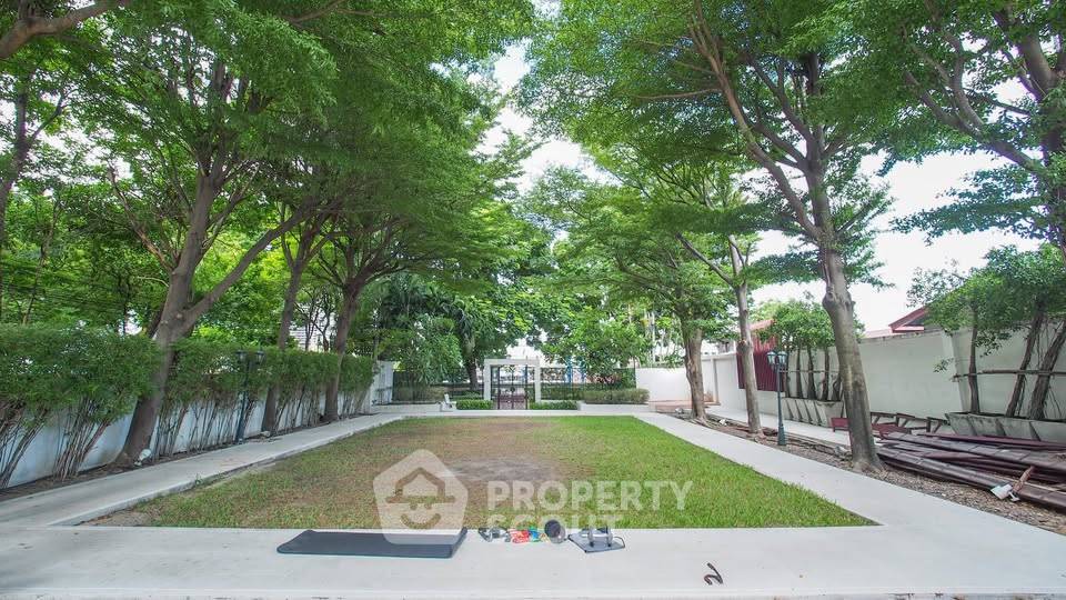 picture 4-BR 205 Sqm Condo At The Fine @ River, BTS Saphan Taksin (ID 3151343) - 19/20