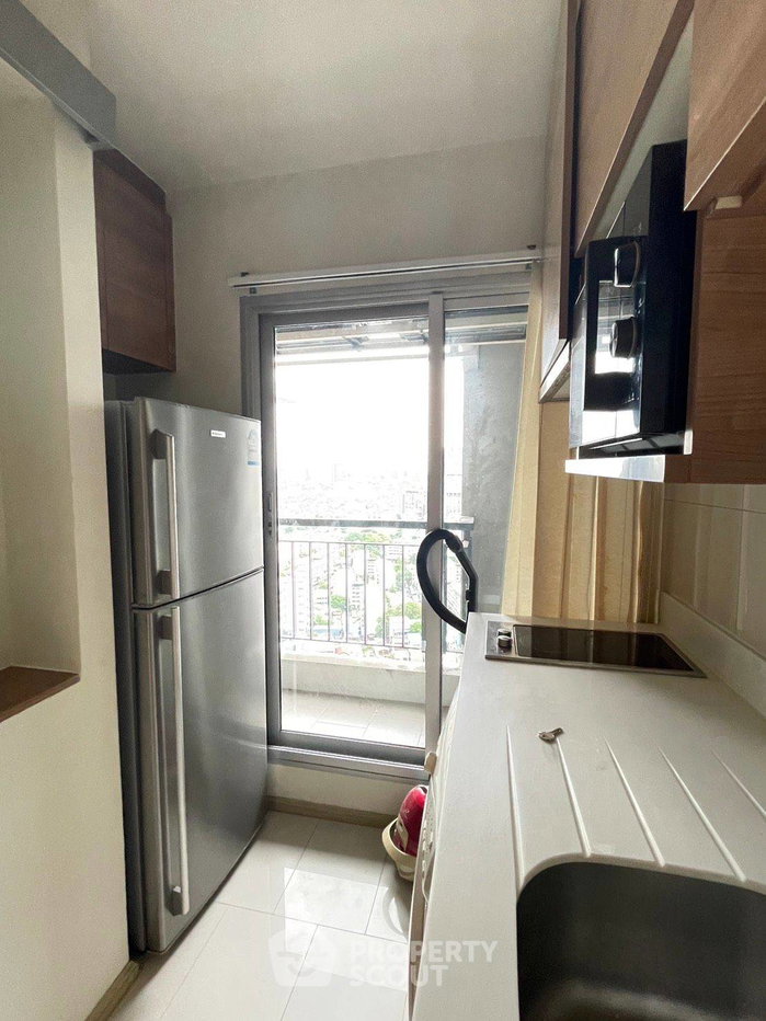 picture 1-BR Condo At Rhythm Ratchada-Huaikwang, 100m To MRT Huai Khwang (ID 435550) - 13/14