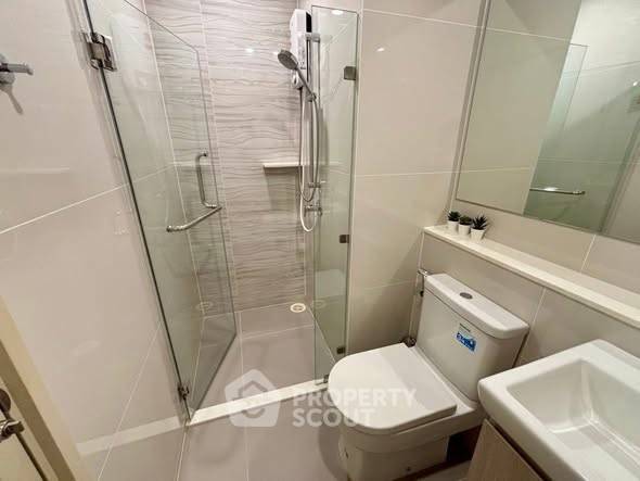 รูป คอนโด 1 ห้องนอน ชั้น 31 ขนาด 22 ตร.ม. Life Rama 4–Asoke ใกล้ MRT Queen Sirikit 400 ม. (ID 2870659) - รูปที่ 4/5