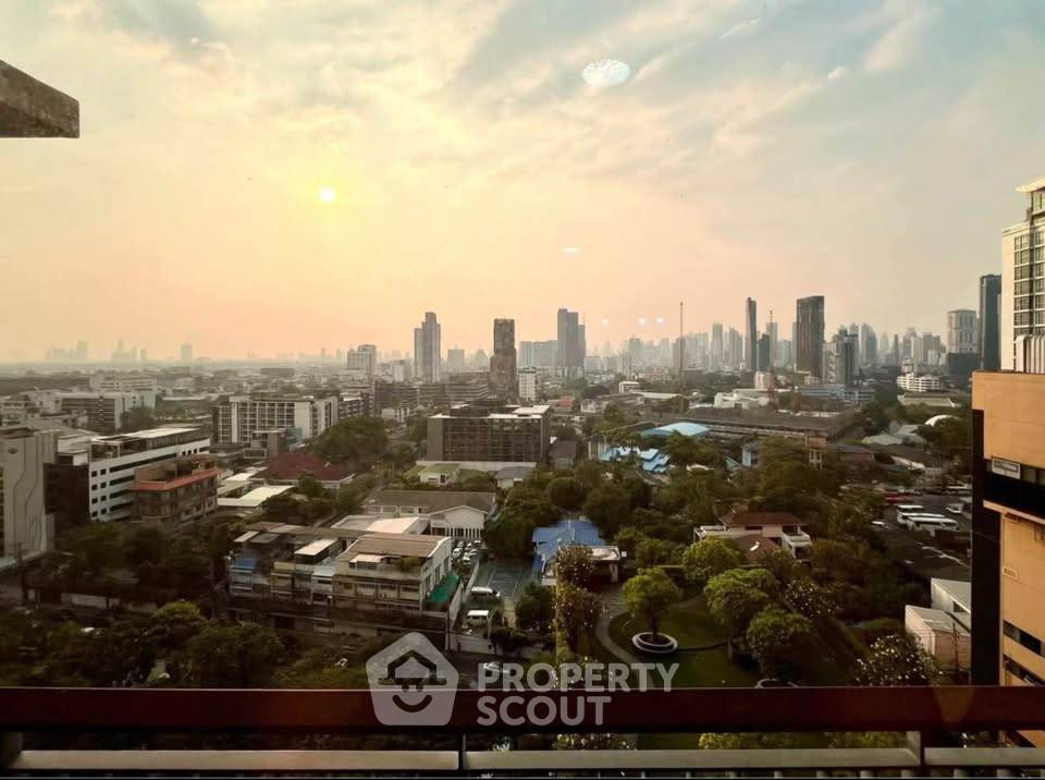 picture 1-BR 45 Sqm Condo At Rhythm Sukhumvit 42, 200m to BTS Ekkamai (ID 3150889) - 10/10