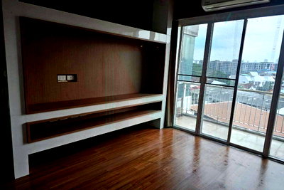 Condos for sale : 🔺 For Sell Condo THE WELLINGTON Building 1, Floor 6,1 bed room, Room size 71 sqm