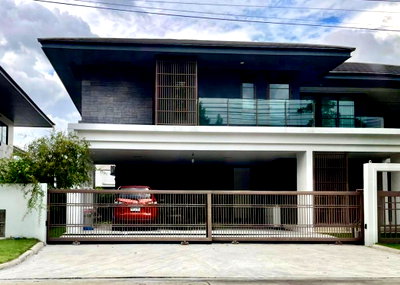 ขายบ้านเดี่ยว : ขายบ้านเดี่ยวหรู 90.8 ตร.ว. | พื้นที่ใช้สอย 317 ตร.ม. โครงการเศรษฐสิริ พหล–วัชรพล (ถนนเทพรักษ์)