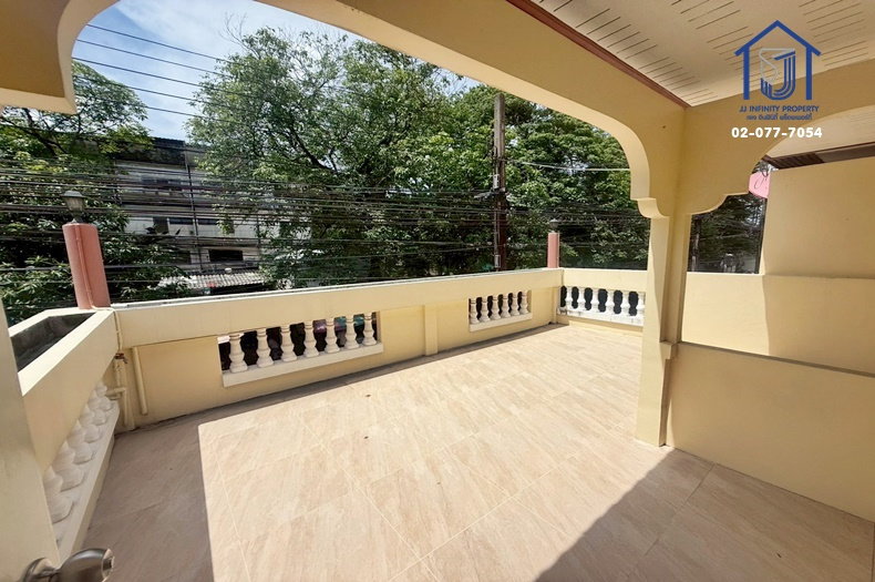 รูป ขายทาวน์โฮม 2 ชั้น ซอยนวมินทร์ 111 บ้านรีโนเวทใหม่ 33 ตร.ว. ใกล้ทางด่วนเอกมัย-รามอินทรา - รูปที่ 12/16