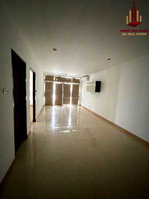 Condos for sale : ✨ For Sale: Klang Krung Resort Condo ✨💰 Only 4,500,000 THB