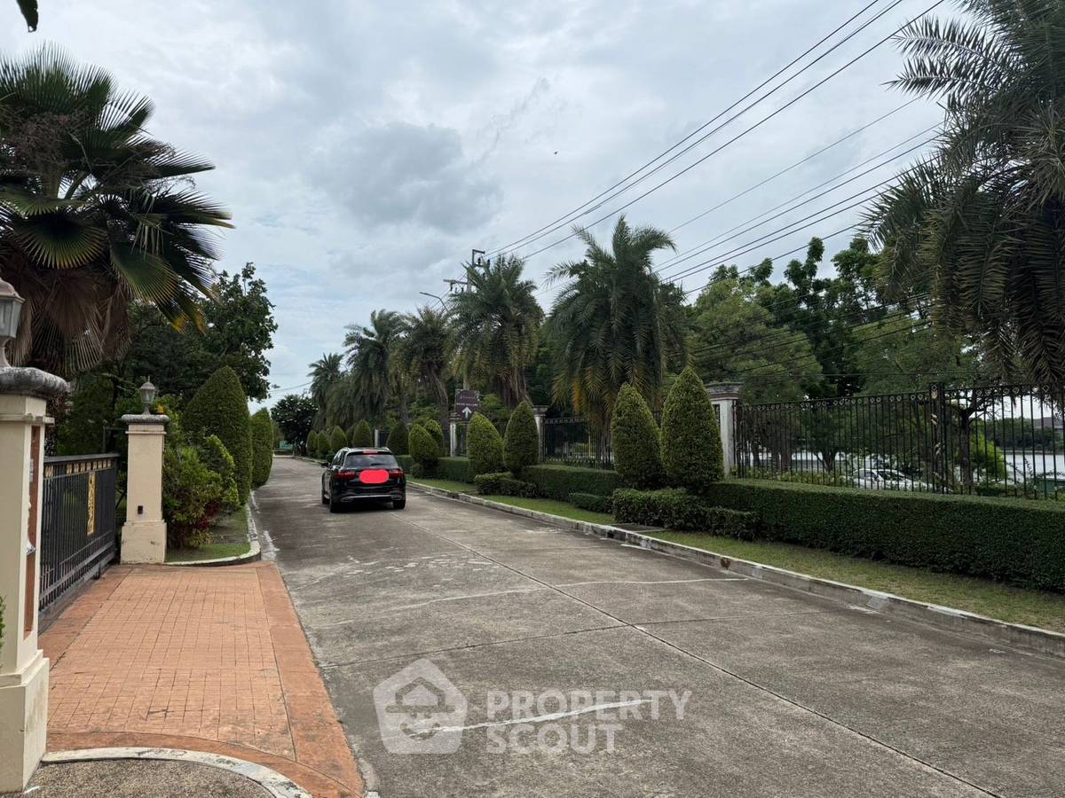 รูป บ้าน 4 ห้องนอน สำหรับขาย โครงการ เพอร์เฟค เพลส รามคำแหง 164 เขตมีนบุรี (ID 3151342) - รูปที่ 2/8