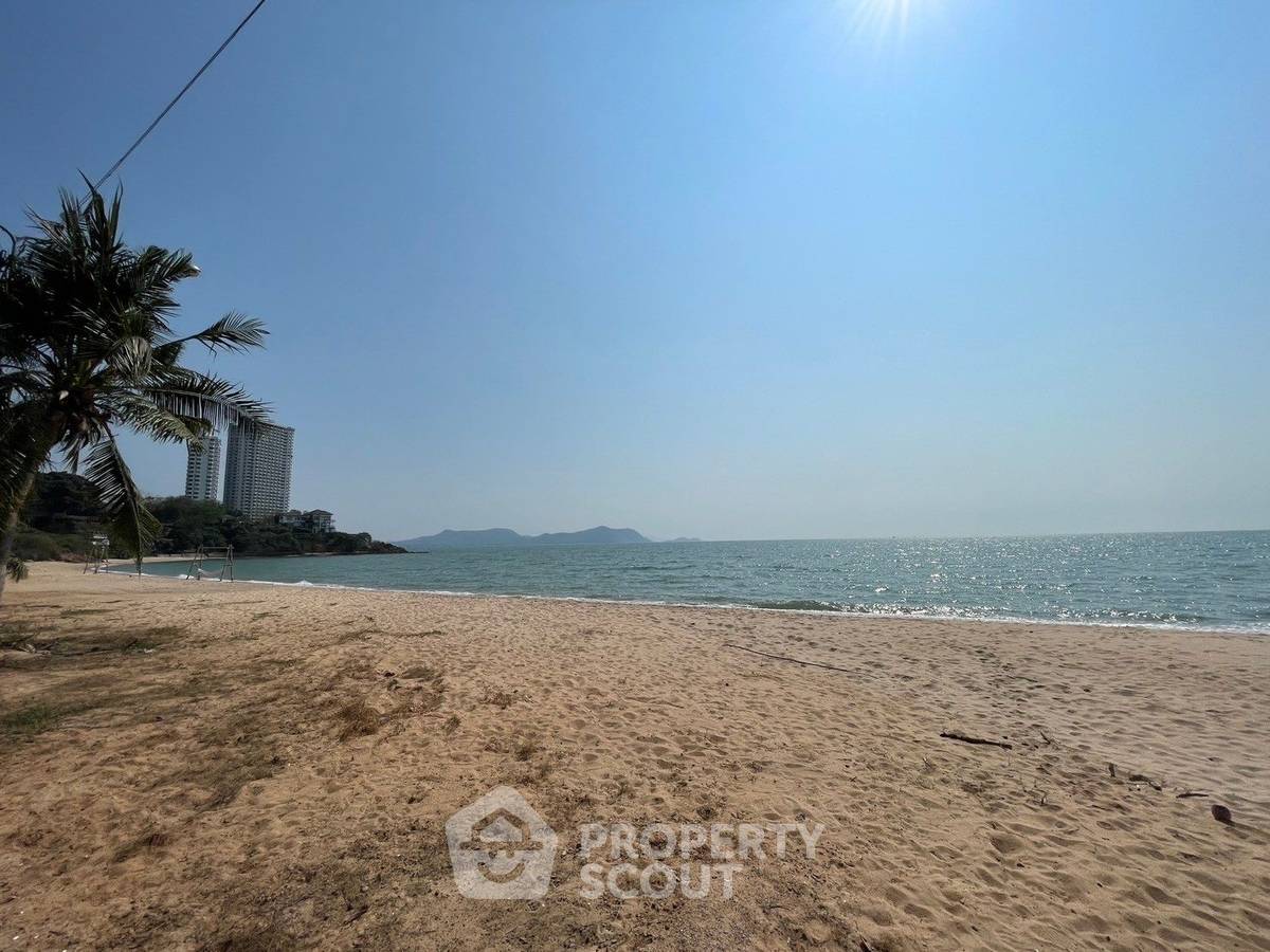 รูป คอนโด 1 ห้องนอน ขาย Grand View Condo ทำเลบ้านอำเภอ นาจอมเทียน สัตหีบ (ID 1446726) - รูปที่ 27/27
