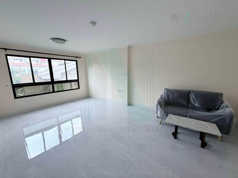 picture 🔺 For Sell Condo LUMPINI PLACE NARATHIWAS 24 Building A, Floor 3,1 bed room, Room size 34.00 sqm - 2/8