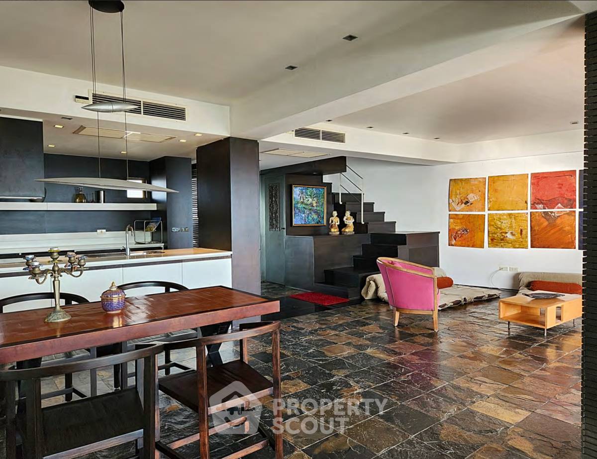 รูป คอนโด 2 ห้องนอน ขาย Grand Condotel Jomtien ชั้นสูง (ID 3152710) - รูปที่ 2/10