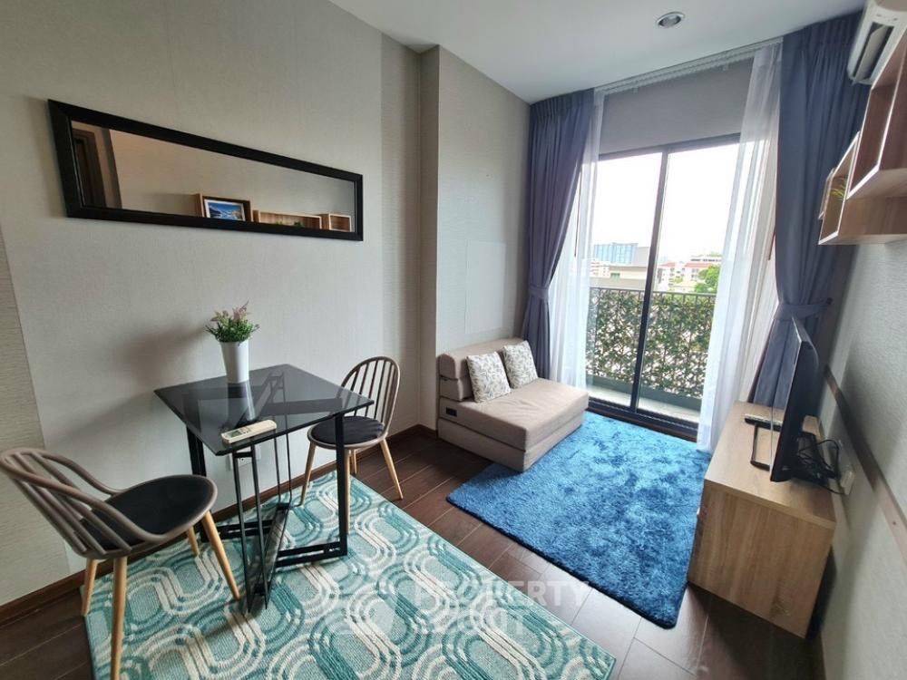 picture 1-BR Condo For Rent At C Ekkamai, Near ARL Ramkhamhaeng (ID 1231903) - 1/8