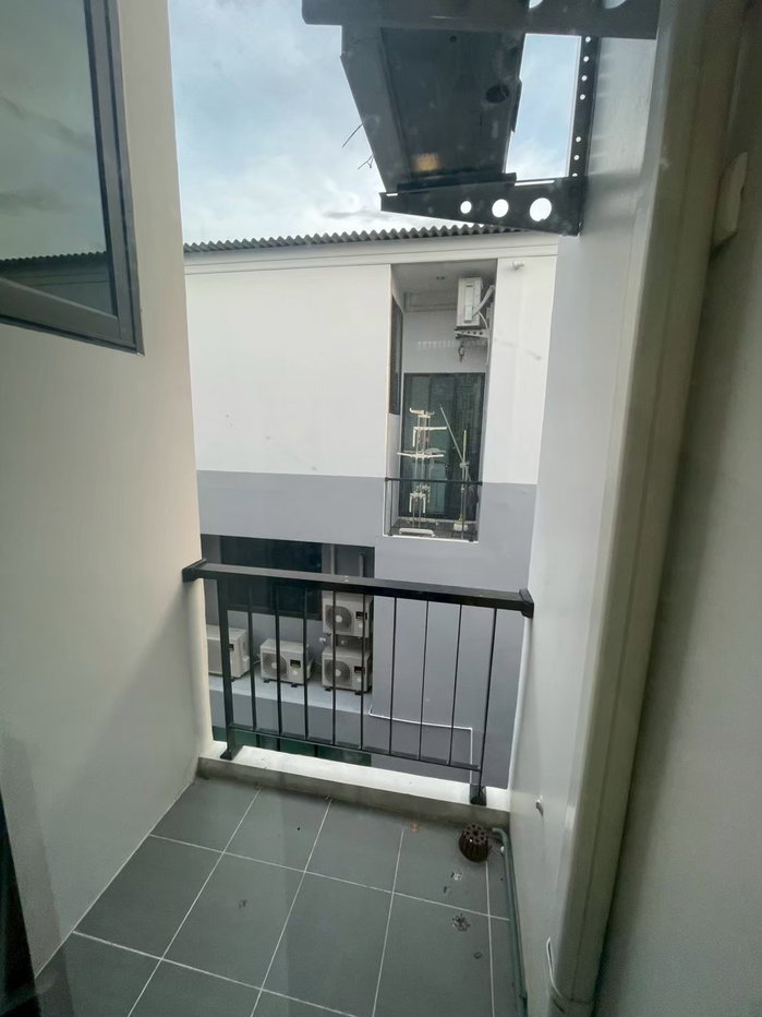 picture Estara Pattanakarn | Luxury Townhome | 3 Bedrooms | 200 Sq.m. - 9/18