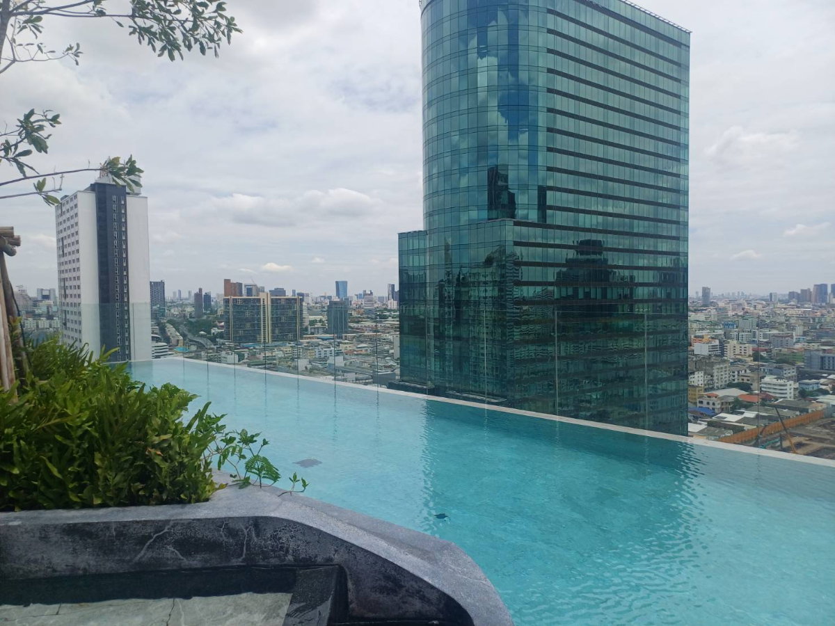picture KnightsBridge Space - Rama 9 24th floor has a great view - 13/19