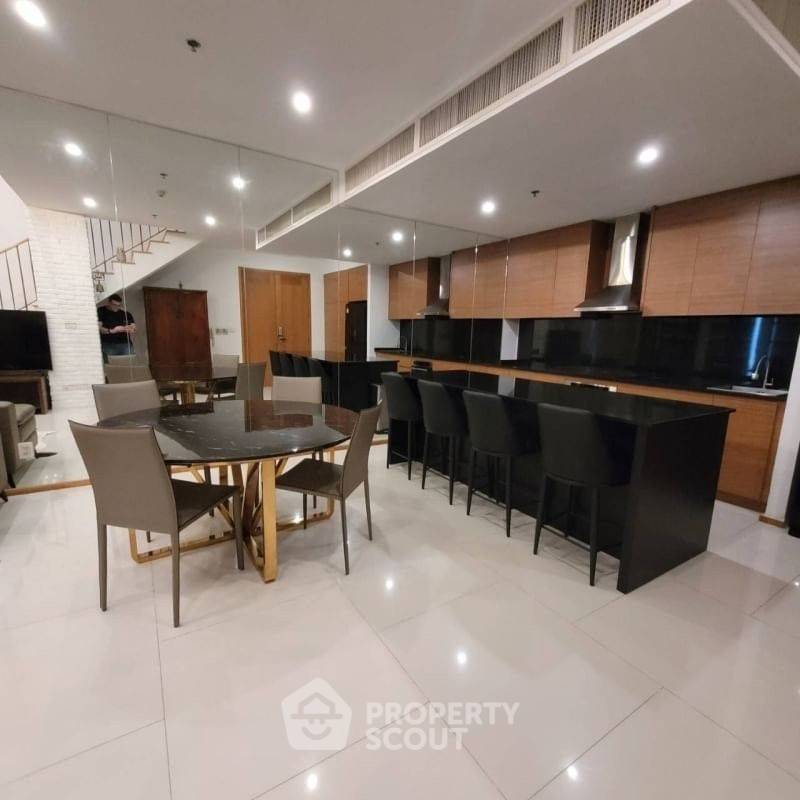 รูป ดูเพล็กซ์ 1 ห้องนอน 90 ตร.ม. ที่ ดิ เอ็มโพริโอ เพลส ใกล้ BTS พรอม พงษ์ (ID 1388804) - รูปที่ 6/9
