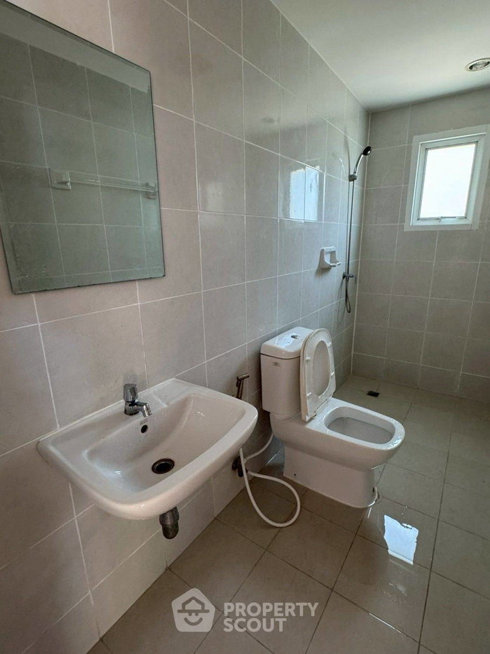 picture 1-BR Condo For Rent In Incio, Khlong Kum Bueng Kum (ID 3152301) - 10/13