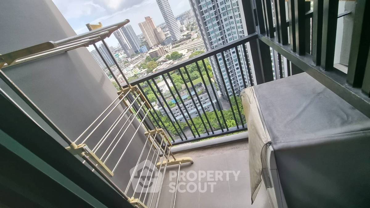 picture High-Floor 1-BR Condo At The Base Park East Sukhumvit 77, Near BTS On Nut (ID 2146083) - 9/10