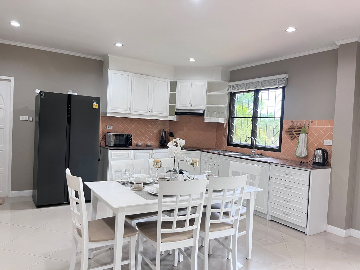 picture oneonetwo ressidane 2 bedrooms, 2 bathrooms, fully equipped kitchen. - 1/12