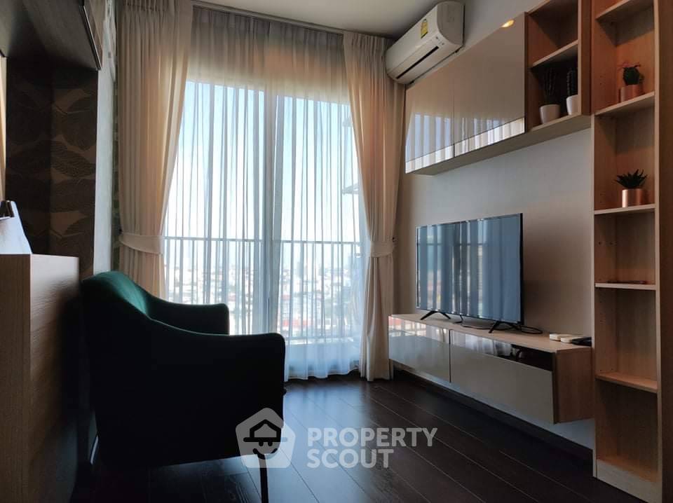 picture 1-BR Condo At C Ekkamai, 16th Floor, ARL Ramkhamhaeng (ID 648621) - 2/12