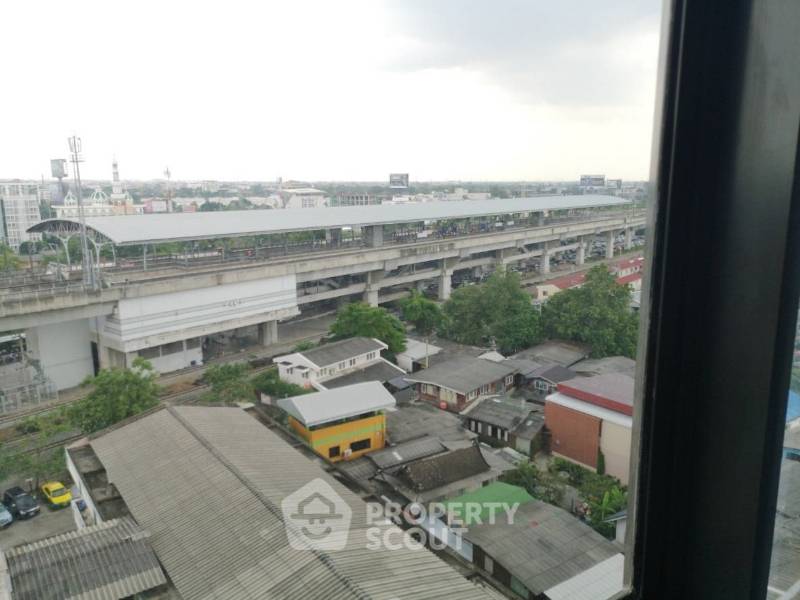รูป คอนโด 1 ห้องนอน ให้เช่า ที่ ริชพาร์ค แอท ทริปเปิลสเตชั่น ใกล้ ARL หัวหมาก 300 ม. (ID 437929) - รูปที่ 8/10