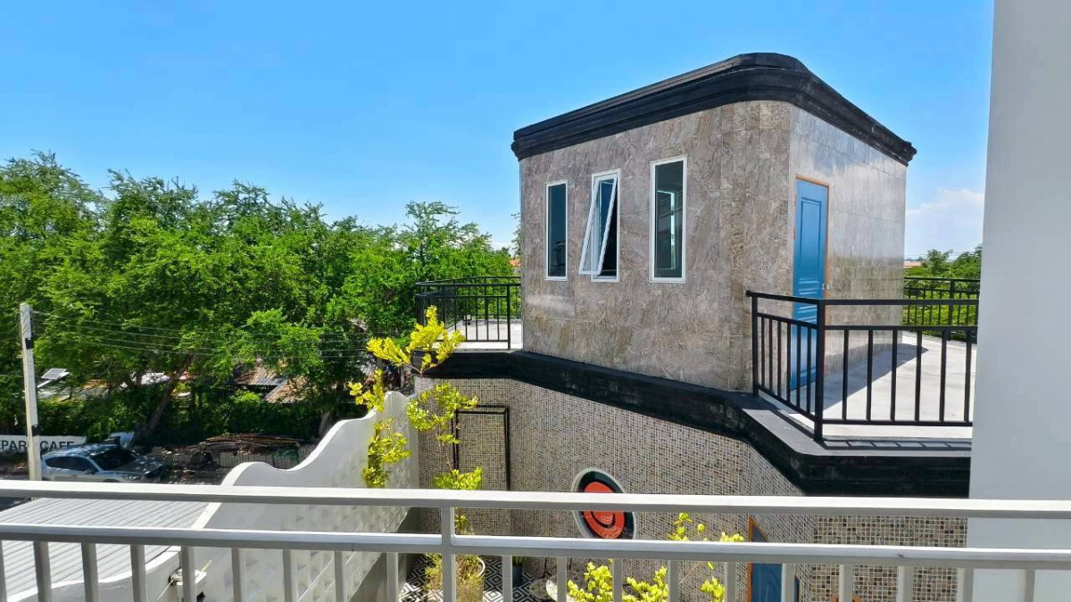 รูป S2994 ขายอาคารพาณิชย์ 4 ชั้น 2 คูหา ชลบุรี เพียงรับมอบอาคาร แล้วเริ่มต้นธุรกิจได้ทันที  - รูปที่ 13/38