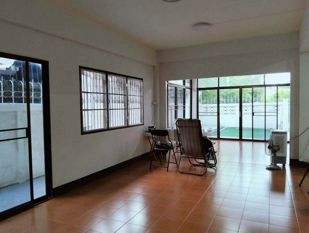 รูป ขายบ้านเดี่ยว 2 ชั้น 6 ห้องนอน 3 ห้องน้ำ 70 ตร.วา ทำเลในเมืองเชียงใหม่ 3 นาทีถึงม.เชียงใหม่ - รูปที่ 6/8
