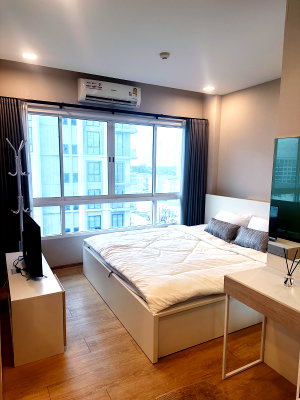 Condos for rent : For rent - City Link Condo Oxford building 6th floor (Ready to move in- fully furnished)