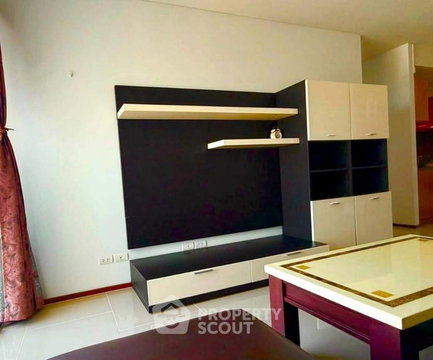 1-BR Condo Villa Sathorn, 56 Sqm, 100m to BTS Krung Thon Buri (ID 3150114)