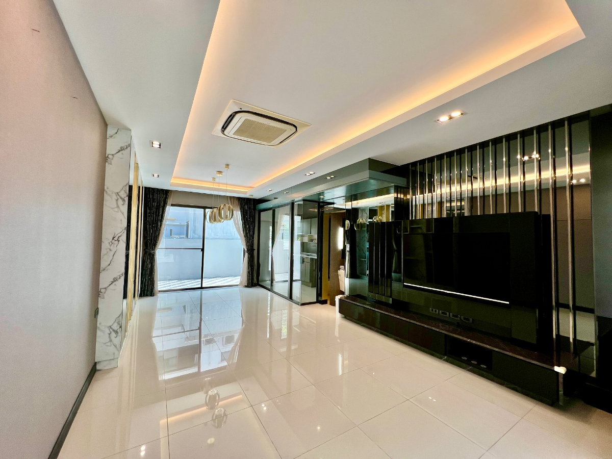 รูป ให้เช่า Townhome 3 ชั้น The Landmark Ekkamai - Ramintra ทาวน์โฮมสไตล์โมเดิร์น ทำเลดีใจกลางลาดพร้าว - สุคนธสวัสดิ์ ใกล้ทางด่วนและสิ่งอำนวยความสะดวกครบ - รูปที่ 3/22