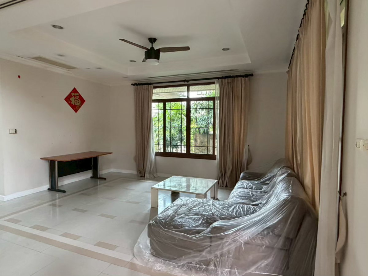 picture Narasiri Pattanakarn | Luxury Detached House | 4 Bedrooms | 350 Sq.m. - 11/11