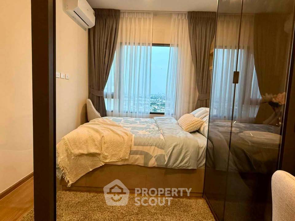 รูป คอนโด 1 ห้องนอน ชั้นสูง ที่ เดอะ ลิฟวิ่น รามคำแหง ใกล้หัวหมาก (ID 2156398) - รูปที่ 3/12