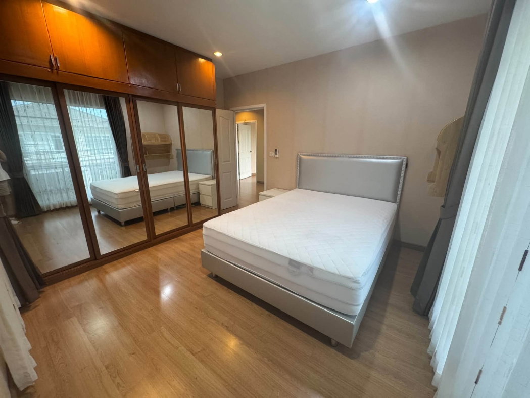 picture Passorn Prestige Pattanakarn 38 | 3 Bedrooms | 210 Sq.m. | Solar Cell House - 11/12