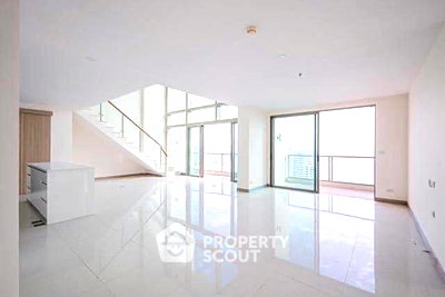 Condos for sale : 5-BR Condo For sale At The Riviera Jomtien, 43rd-Floor 329 Sqm (ID 3153631)